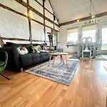 Hof Vierzehnender Im Hohen Venn - 70qm Fachwerk-studio - Grosses Wohn-schlafzimmer Mit Dachterrasse Und Kaminofen - Separate Kueche - Perfekt Fuer Paare - - Eifel - Hunde Willkommen - Islandpferde Apartament