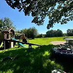 Hof Vierzehnender Im Hohen Venn - 70qm Fachwerk-studio - Grosses Wohn-schlafzimmer Mit Dachterrasse Und Kaminofen - Separate Kueche - Perfekt Fuer Paare - - Eifel - Hunde Willkommen - Islandpferde Apartament Monschau