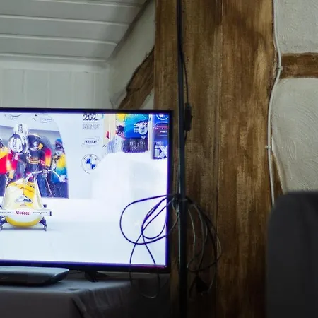 아파트 Hof Vierzehnender Im Hohen Venn - 70qm Fachwerk-studio - Grosses Wohn-schlafzimmer Mit Dachterrasse Und Kaminofen - Separate Kueche - Perfekt Fuer Paare - - Eifel - Hunde Willkommen - Islandpferde *