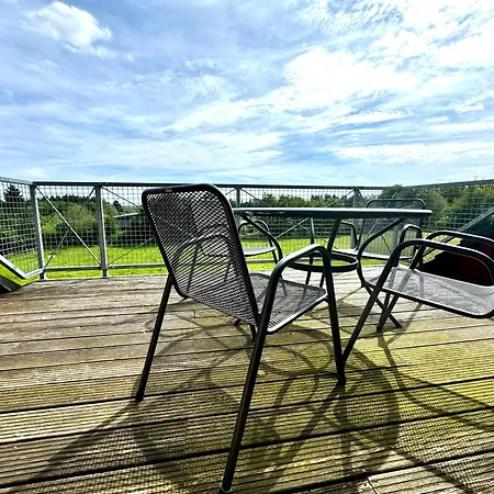 아파트 Hof Vierzehnender Im Hohen Venn - 70qm Fachwerk-studio - Grosses Wohn-schlafzimmer Mit Dachterrasse Und Kaminofen - Separate Kueche - Perfekt Fuer Paare - - Eifel - Hunde Willkommen - Islandpferde *