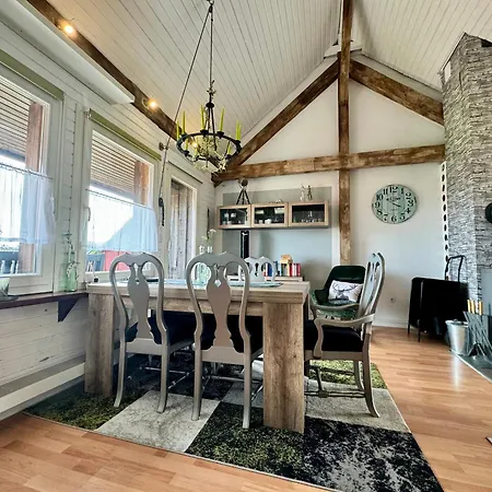 Hof Vierzehnender Im Hohen Venn - 70qm Fachwerk-studio - Grosses Wohn-schlafzimmer Mit Dachterrasse Und Kaminofen - Separate Kueche - Perfekt Fuer Paare - - Eifel - Hunde Willkommen - Islandpferde * מונשאו