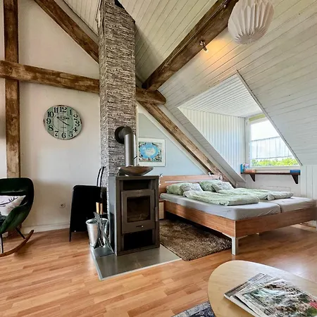 Hof Vierzehnender: Eifel Mit Dachterrasse Und Kamin