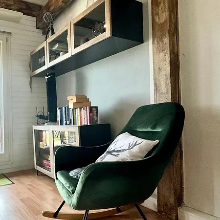 Hof Vierzehnender Im Hohen Venn - 70qm Fachwerk-studio - Grosses Wohn-schlafzimmer Mit Dachterrasse Und Kaminofen - Separate Kueche - Perfekt Fuer Paare - - Eifel - Hunde Willkommen - Islandpferde 아파트 *