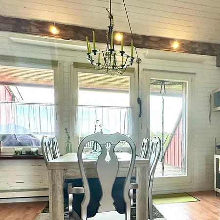 Apartment Hof Vierzehnender: Eifel Mit Dachterrasse Und Kamin Monschau
