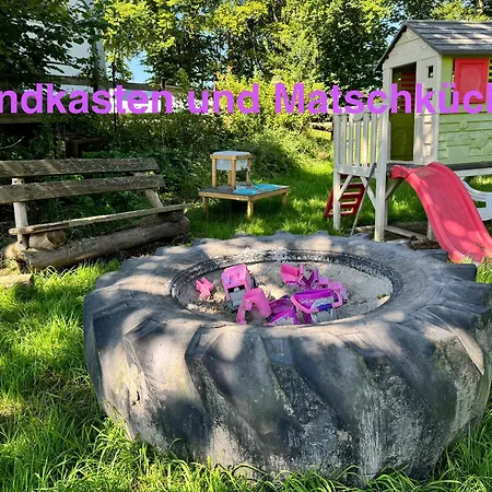 아파트 Hof Vierzehnender Im Hohen Venn - 70qm Fachwerk-studio - Grosses Wohn-schlafzimmer Mit Dachterrasse Und Kaminofen - Separate Kueche - Perfekt Fuer Paare - - Eifel - Hunde Willkommen - Islandpferde 몬샤우