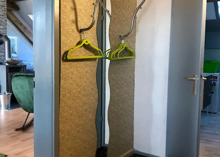 公寓 Hof Vierzehnender Im Hohen Venn - 70qm Fachwerk-studio - Grosses Wohn-schlafzimmer Mit Dachterrasse Und Kaminofen - Separate Kueche - Perfekt Fuer Paare - - Eifel - Hunde Willkommen - Islandpferde 蒙绍