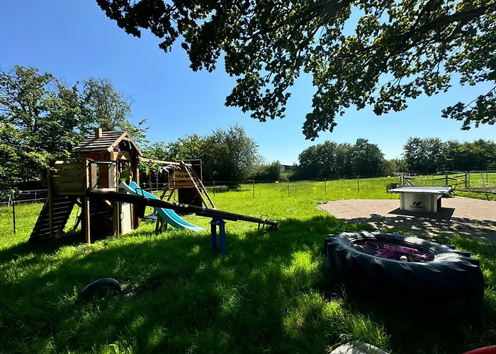 Hof Vierzehnender Im Hohen Venn - 70qm Fachwerk-studio - Grosses Wohn-schlafzimmer Mit Dachterrasse Und Kaminofen - Separate Kueche - Perfekt Fuer Paare - - Eifel - Hunde Willkommen - Islandpferde 公寓 蒙绍