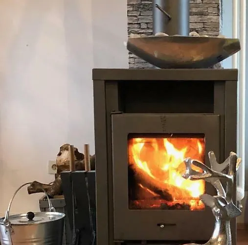 Hof Vierzehnender Im Hohen Venn - 70qm Fachwerk-studio - Grosses Wohn-schlafzimmer Mit Dachterrasse Und Kaminofen - Separate Kueche - Perfekt Fuer Paare - - Eifel - Hunde Willkommen - Islandpferde